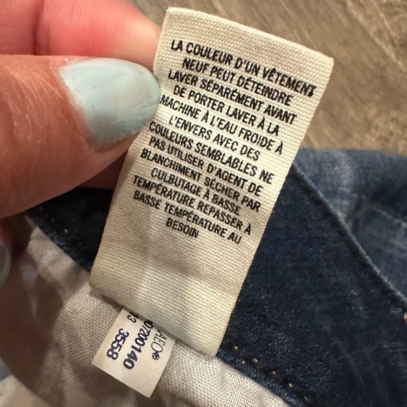 American Eagle Outfitter Women's Denim Jean Shorts Sz 4 Super Stretch EUC - Picture 5 of 9